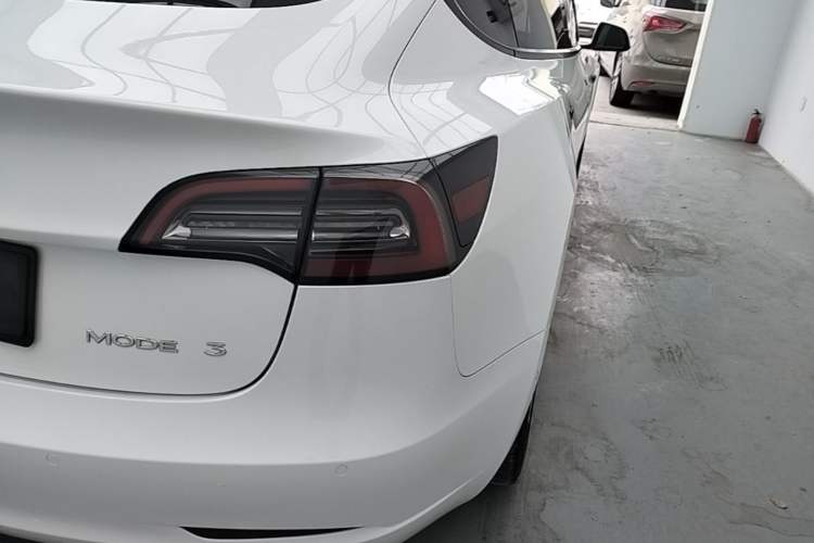 Used Tesla Model 3 2022 Rear-Wheel-Drive Version Right Rear Taillight