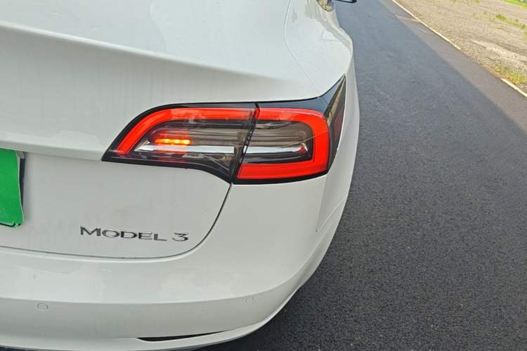 Used Tesla Model 3 2022 Rear-Wheel-Drive Version Right Rear Taillight
