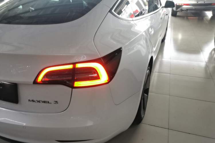 Used Tesla Model 3 2022 Rear-Wheel-Drive Version Right Rear Taillight
