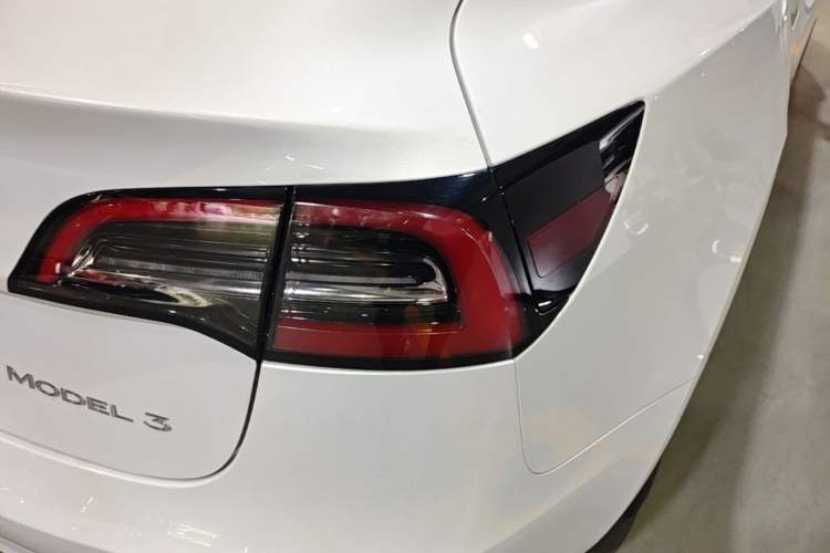 Used Tesla Model 3 2022 Rear-Wheel-Drive Version Right Rear Taillight