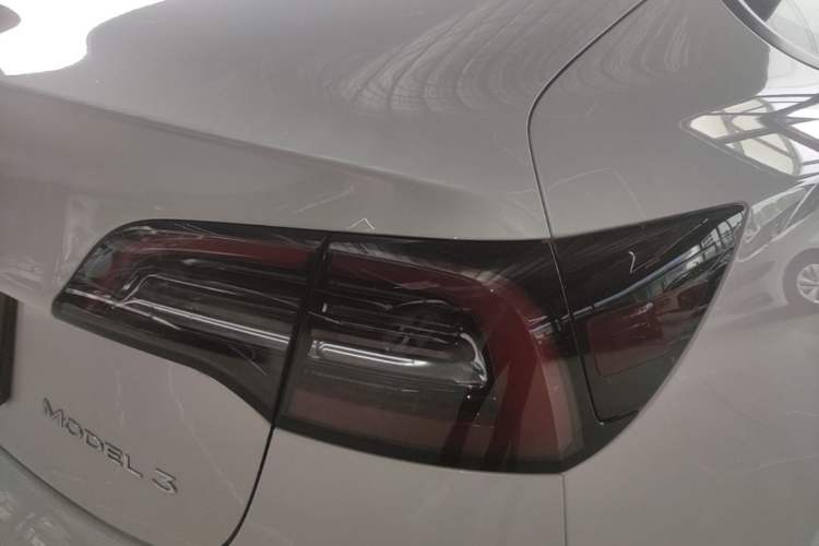 Used Tesla Model 3 2022 Rear-Wheel-Drive Version Right Rear Taillight