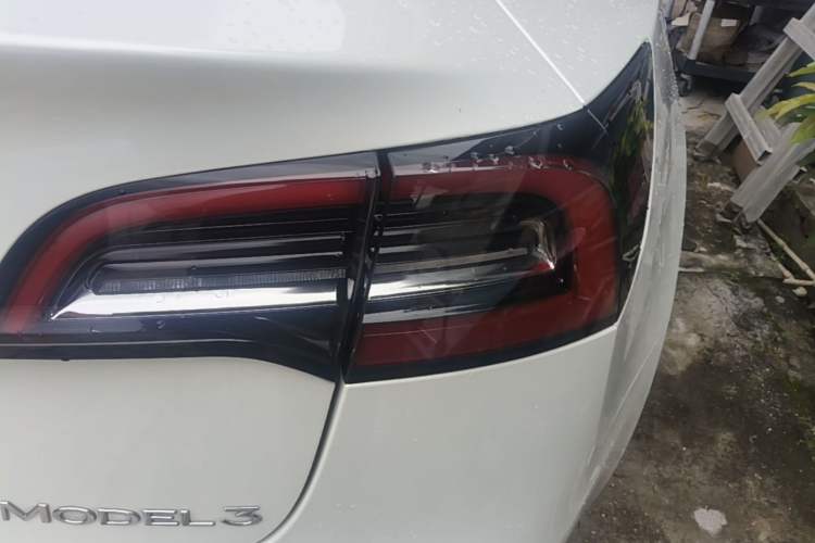 Used Tesla Model 3 2022 Rear-Wheel-Drive Version Right Rear Taillight