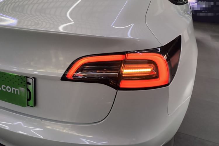 Used Tesla Model 3 2022 Rear-Wheel-Drive Version Right Rear Taillight