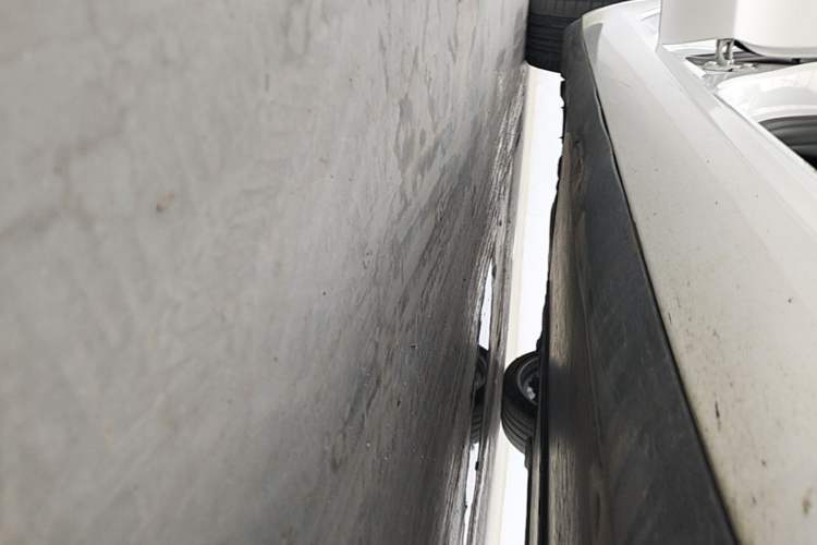 Used Tesla Model 3 2022 Rear-Wheel-Drive Version Right Side Sill
