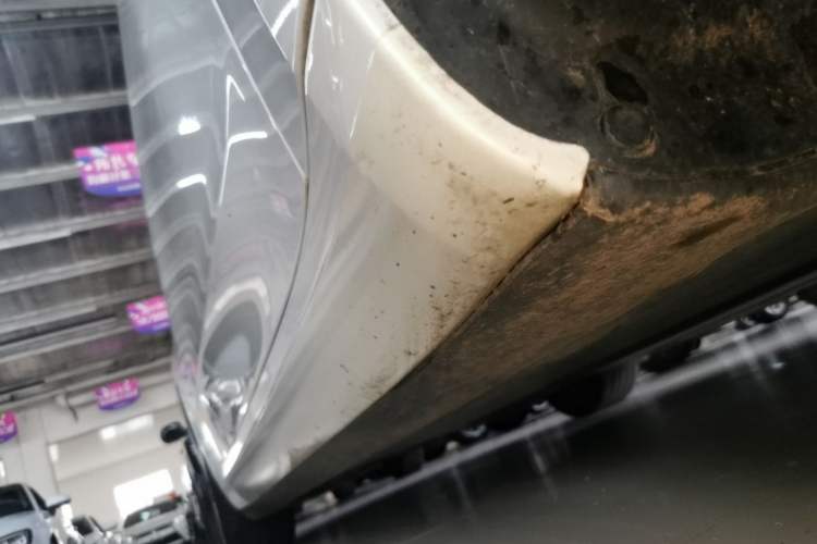 Used Tesla Model 3 2022 Rear-Wheel-Drive Version Right Side Sill