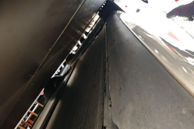 Used Tesla Model 3 2022 Rear-Wheel-Drive Version Right Side Sill