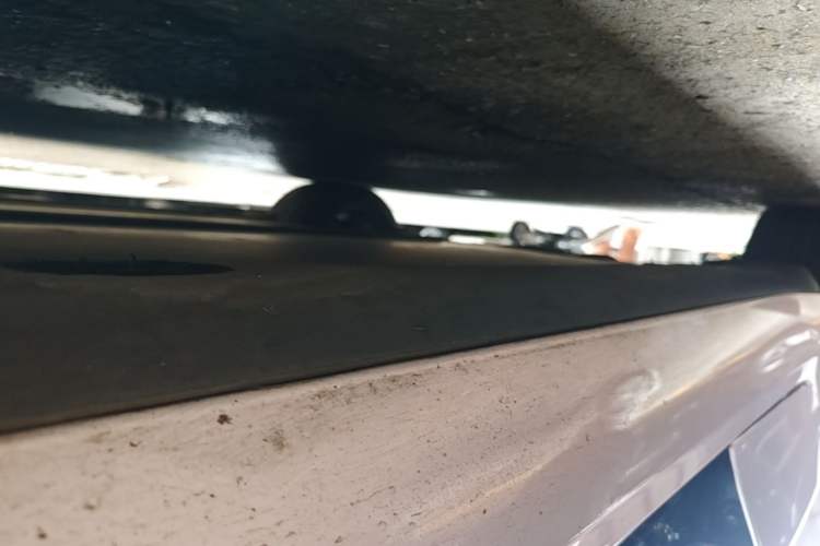 Used Tesla Model 3 2022 Rear-Wheel-Drive Version Right Side Sill