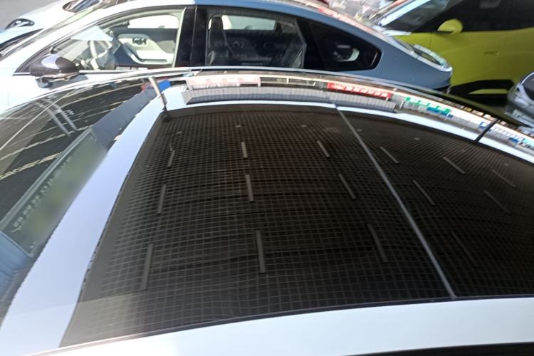 Used Tesla Model 3 2022 Rear-Wheel-Drive Version Roof