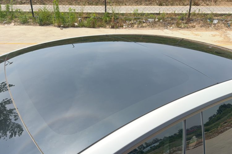 Used Tesla Model 3 2022 Rear-Wheel-Drive Version Roof