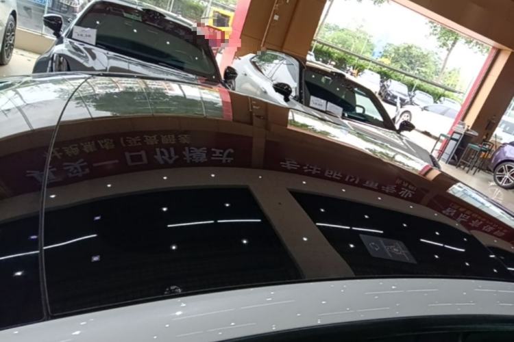 Used Tesla Model 3 2022 Rear-Wheel-Drive Version Roof