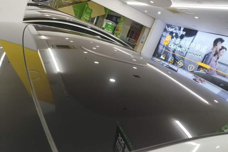 Used Tesla Model 3 2022 Rear-Wheel-Drive Version Roof