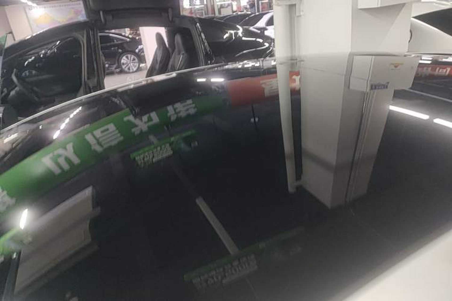 Used Tesla Model 3 2022 Rear-Wheel-Drive Version Roof