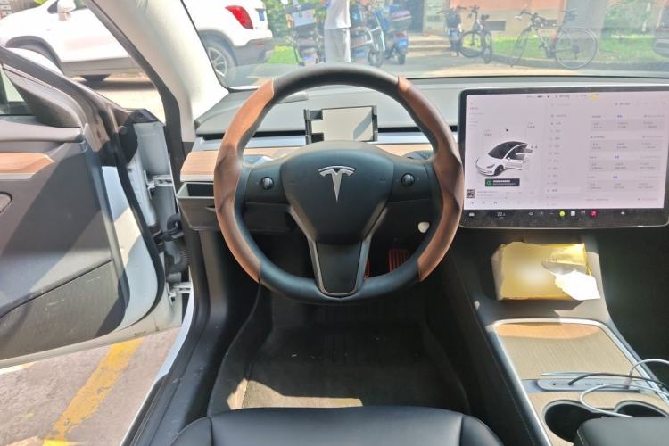 Used Tesla Model 3 2022 Rear-Wheel-Drive Version Steering Wheel