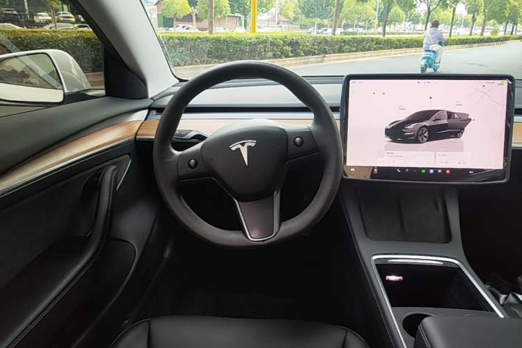 Used Tesla Model 3 2022 Rear-Wheel-Drive Version Steering Wheel