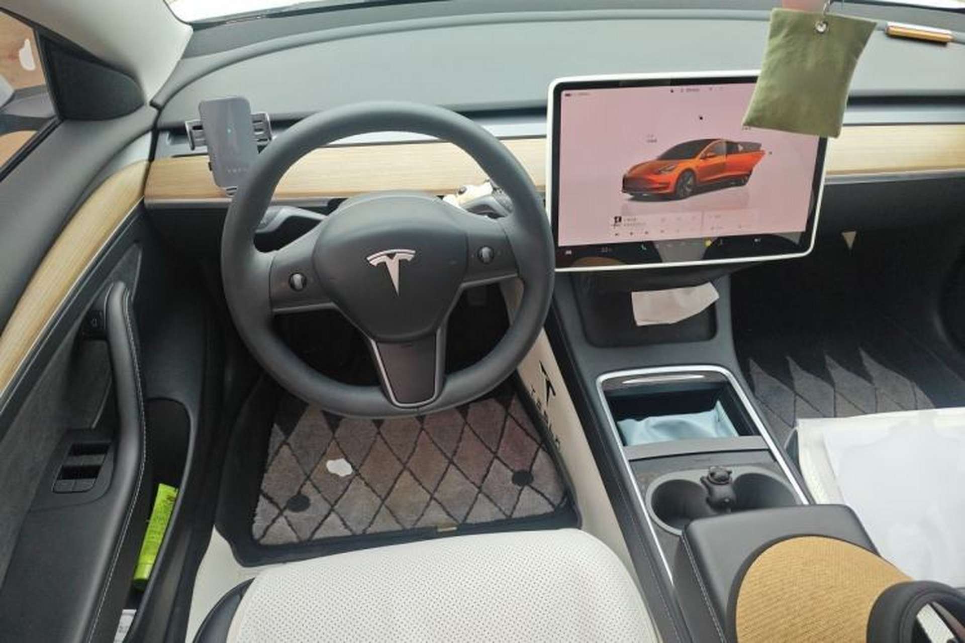 Used Tesla Model 3 2022 Rear-Wheel-Drive Version Steering Wheel