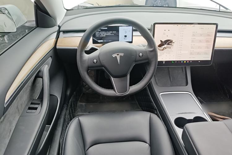 Used Tesla Model 3 2022 Rear-Wheel-Drive Version Steering Wheel