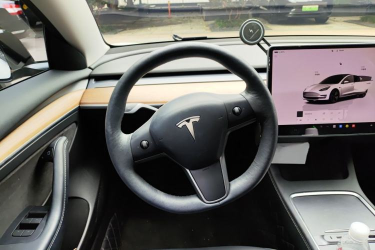 Used Tesla Model 3 2022 Rear-Wheel-Drive Version Steering Wheel