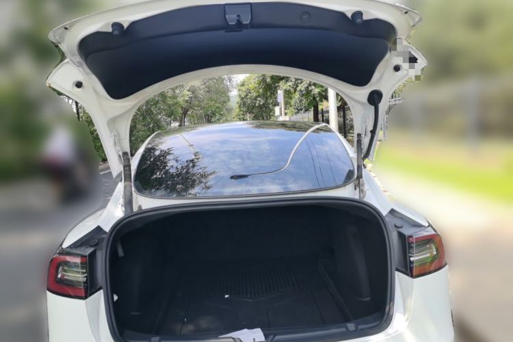 Used Tesla Model 3 2022 Rear-Wheel-Drive Version Trunk