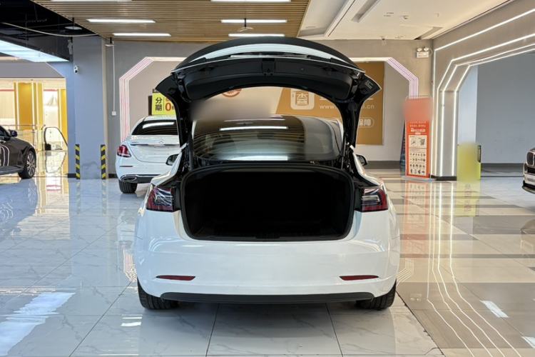 Used Tesla Model 3 2022 Performance High-Performance All-Wheel-Drive Version Trunk