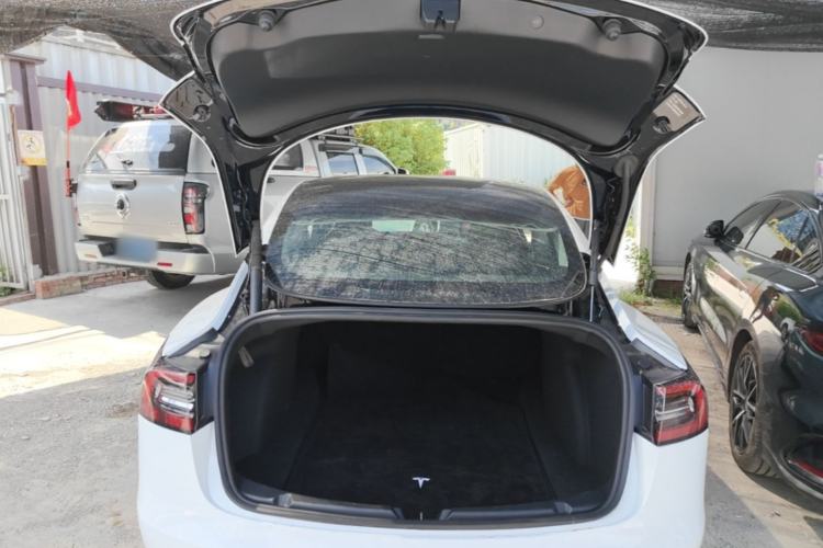 Used Tesla Model 3 2022 Rear-Wheel-Drive Version Trunk