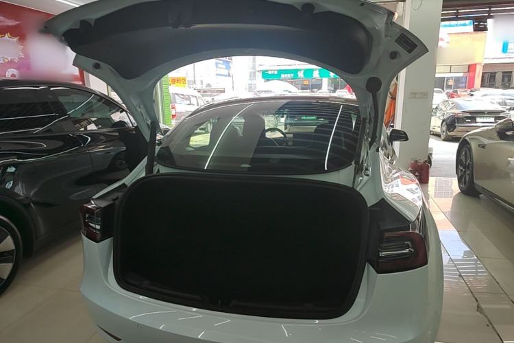 Used Tesla Model 3 2022 Rear-Wheel-Drive Version Trunk