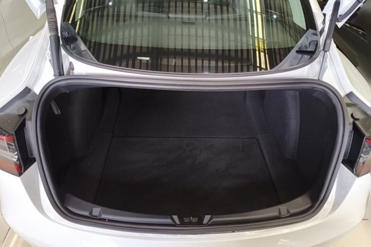 Used Tesla Model 3 2022 Rear-Wheel-Drive Version Trunk