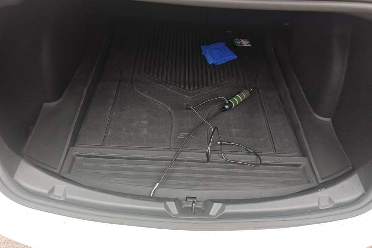 Used Tesla Model 3 2022 Rear-Wheel-Drive Version Trunk