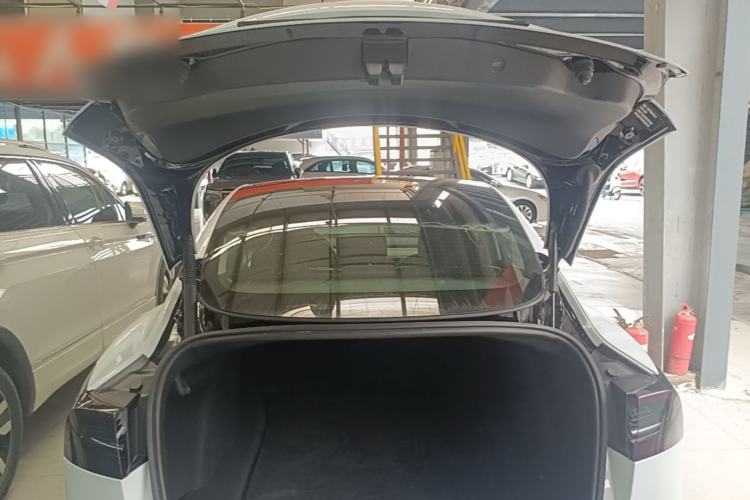 Used Tesla Model 3 2022 Rear-Wheel-Drive Version Trunk