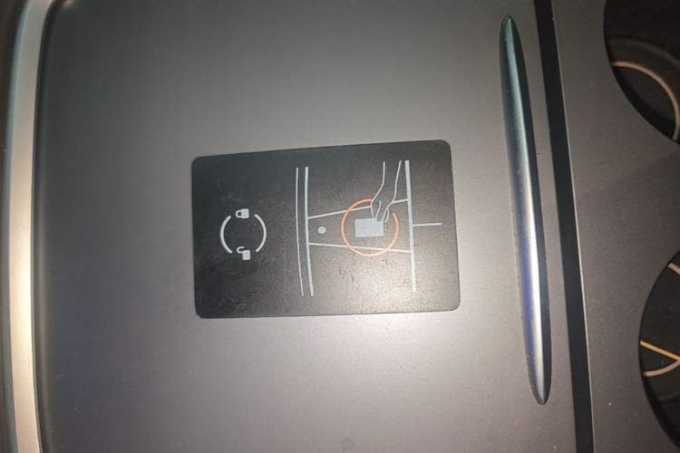 Used Tesla Model 3 2022 Rear-Wheel-Drive Version Vehicle Key