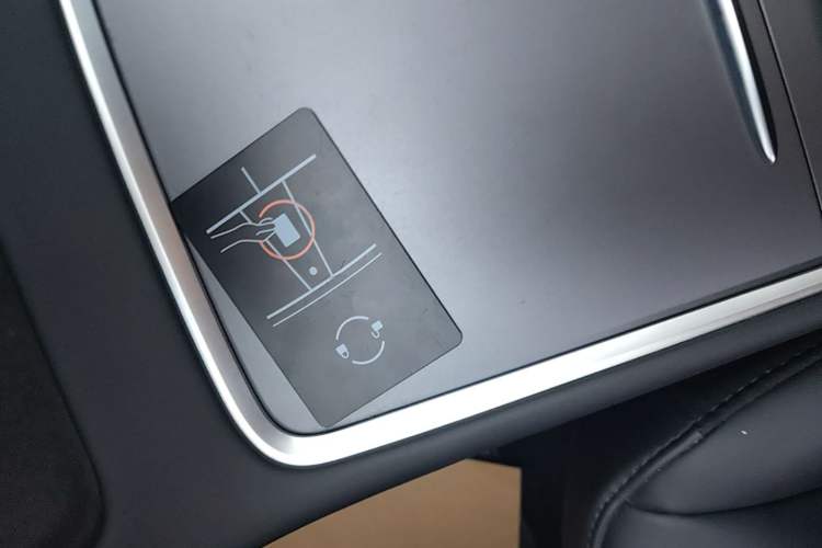 Used Tesla Model 3 2022 Rear-Wheel-Drive Version Vehicle Key