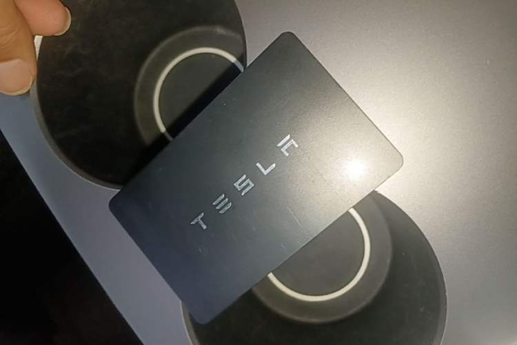 Used Tesla Model 3 2022 Performance High-Performance All-Wheel-Drive Version Vehicle Key