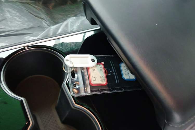 Used Tesla Model 3 2022 Rear-Wheel-Drive Version Vehicle Key
