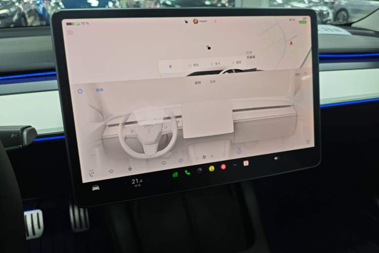 Used Tesla Model 3 2022 Rear-Wheel-Drive Version Audio And AC Panel