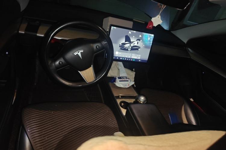 Used Tesla Model 3 2022 Rear-Wheel-Drive Version Center Console