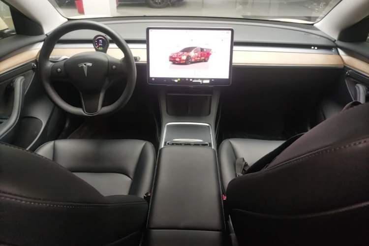 Used Tesla Model 3 2022 Rear-Wheel-Drive Version Center Console