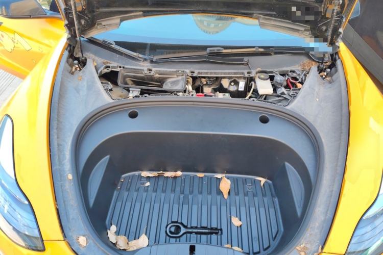 Used Tesla Model 3 2022 Rear-Wheel-Drive Version Engine Bay