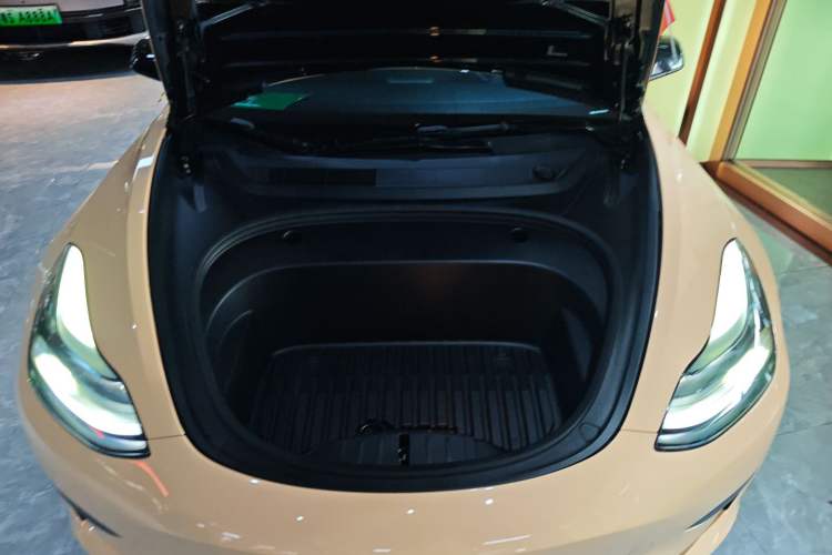 Used Tesla Model 3 2022 Rear-Wheel-Drive Version Engine Bay