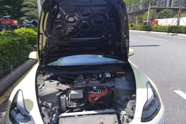 Used Tesla Model 3 2022 Rear-Wheel-Drive Version Engine Bay