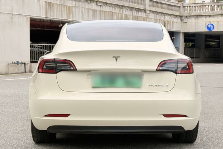 Used Tesla Model 3 2022 Rear-Wheel-Drive Version Exterior 1