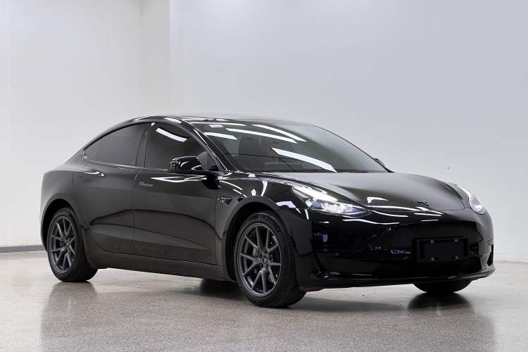 Used Tesla Model 3 2022 Rear-Wheel-Drive Version Exterior 2