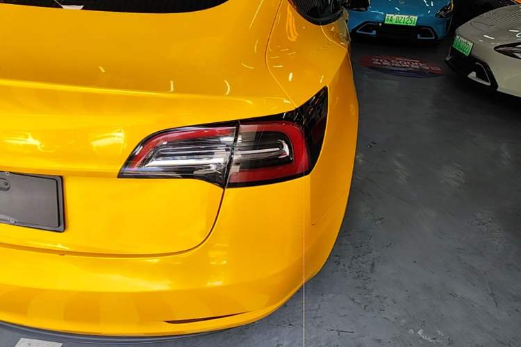 Used Tesla Model 3 2022 Rear-Wheel-Drive Version Exterior 3