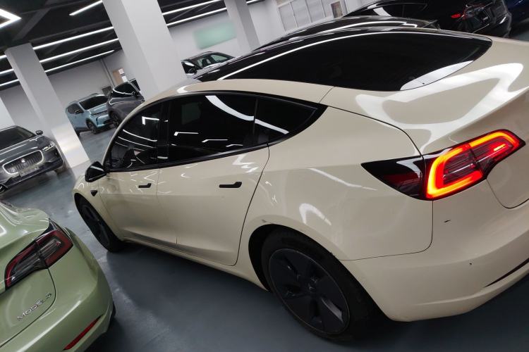 Used Tesla Model 3 2022 Rear-Wheel-Drive Version Exterior 3