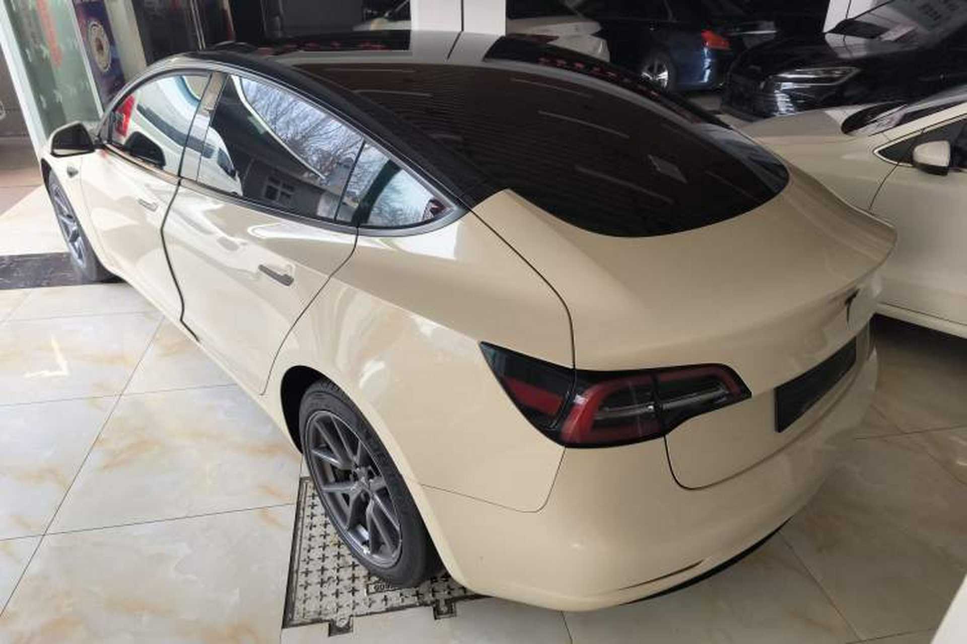 Used Tesla Model 3 2022 Rear-Wheel-Drive Version Exterior 3