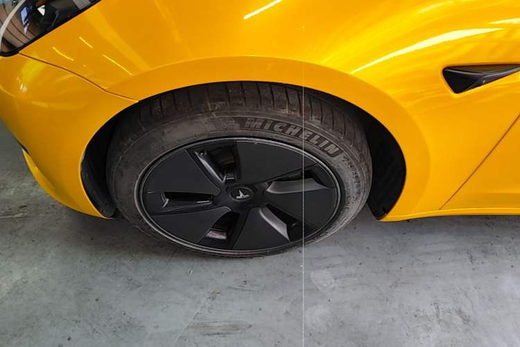 Used Tesla Model 3 2022 Rear-Wheel-Drive Version Exterior 4
