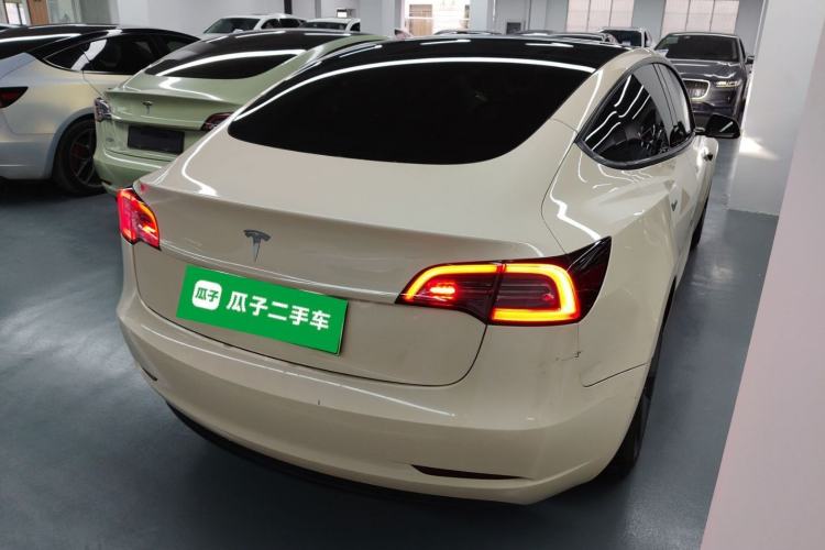 Used Tesla Model 3 2022 Rear-Wheel-Drive Version Exterior 5