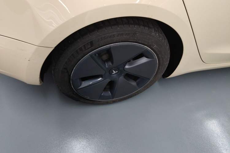 Used Tesla Model 3 2022 Rear-Wheel-Drive Version Exterior 8