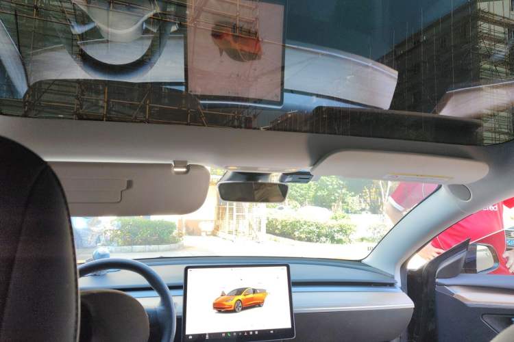 Used Tesla Model 3 2022 Rear-Wheel-Drive Version Headliner