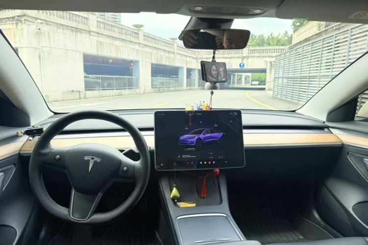 Used Tesla Model 3 2022 Rear-Wheel-Drive Version Interior 10