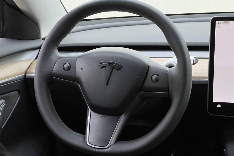 Used Tesla Model 3 2022 Rear-Wheel-Drive Version Interior 11