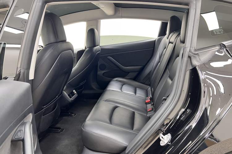 Used Tesla Model 3 2022 Rear-Wheel-Drive Version Interior 6